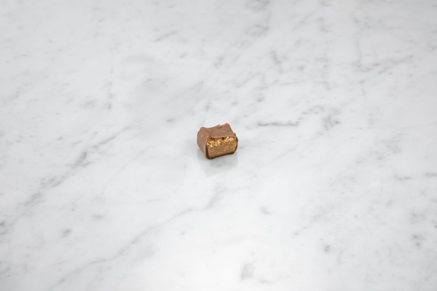 Bonbon chocolat rocher praliné noisette